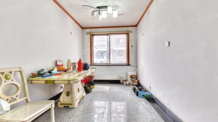 团结花园楼二手房实景图