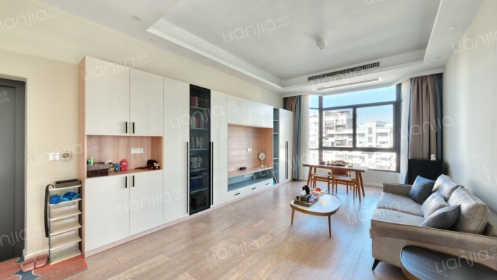 阳鸿新城二手房实景图