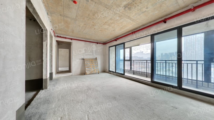 融创国宾道二手房实景图