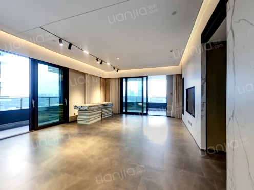 整租·麓湖生态城沚院 4室2厅 南