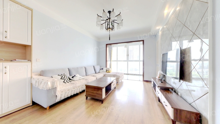 川化怡湖春天二手房实景图