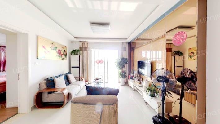 学府雅苑二手房实景图