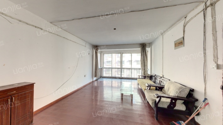 泰山锦苑二手房实景图