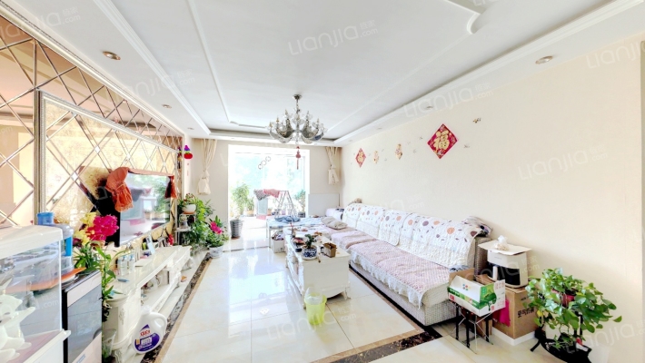 湖畔绿洲二手房实景图