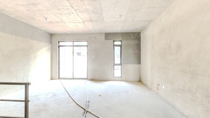 子君山麓城二手房实景图