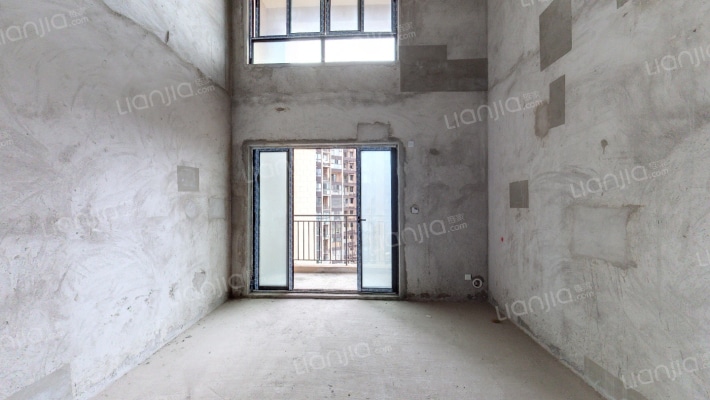 华美翡丽山三期二手房实景图