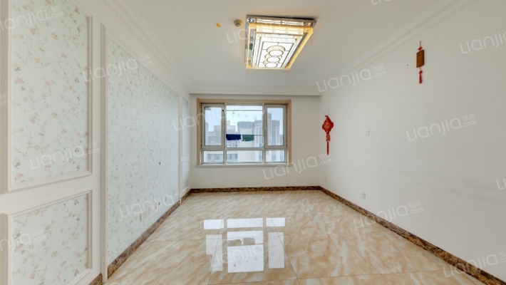 一河两公园二手房实景图