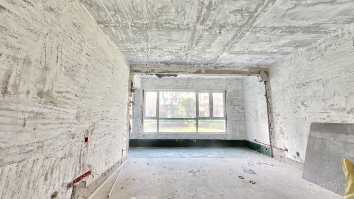 中南樾府二手房实景图