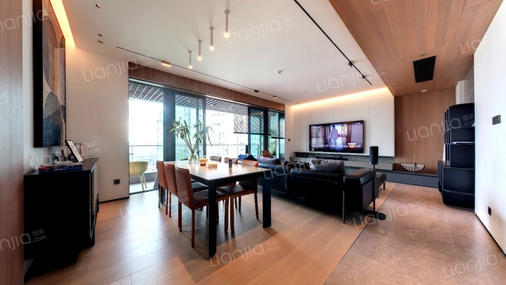 复地金融岛二手房实景图