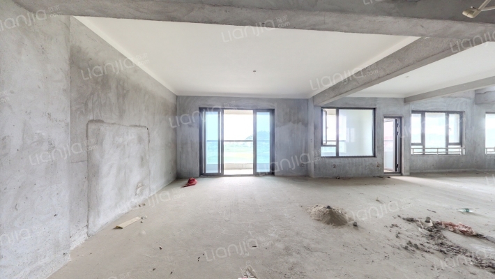 华鸿中央墅二手房实景图