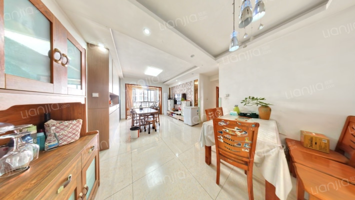 绿地国际花都一期二手房实景图