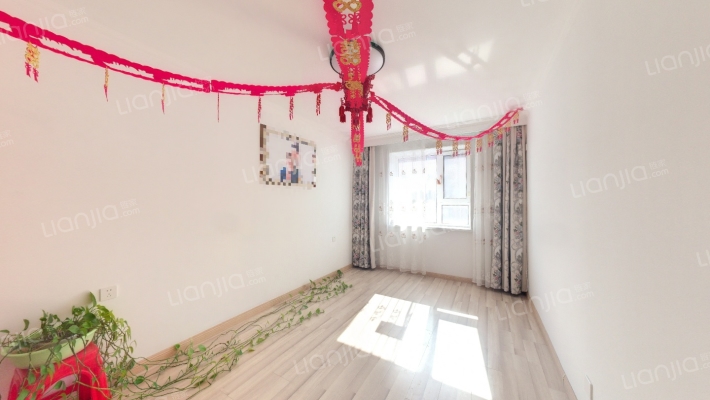 塞纳阳光A区二手房实景图