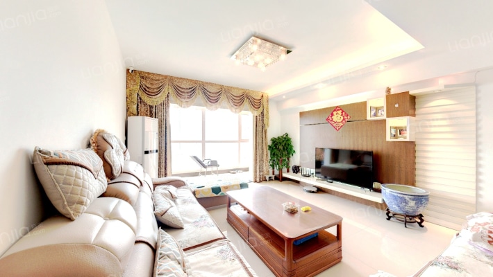 米兰国际二手房实景图