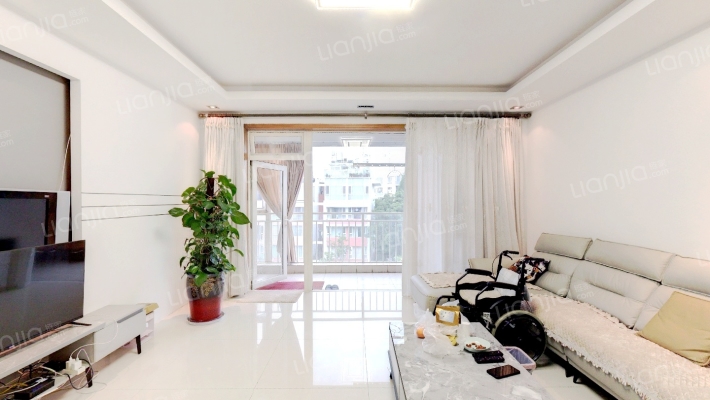 湖畔之梦二手房实景图