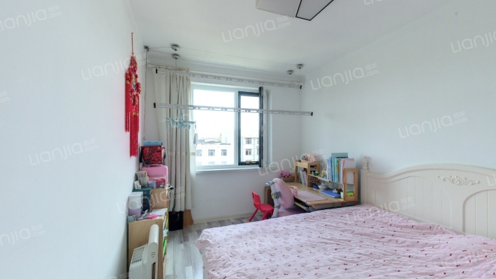 沈飞兰庭园南区二手房实景图