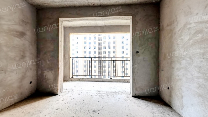 紫悦华府二手房实景图