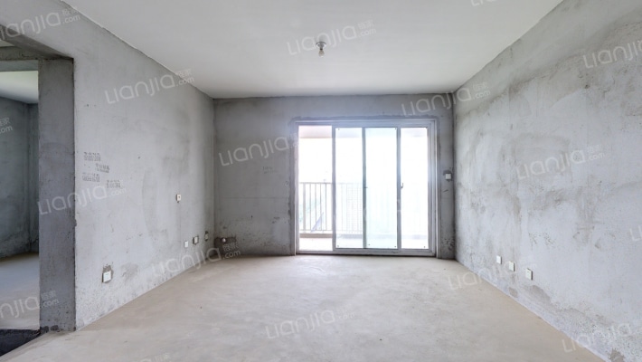 香缇豪庭二手房实景图