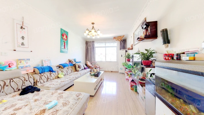 航天路236号院二手房实景图