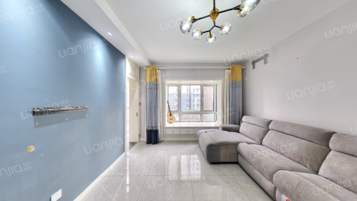 蓝山花园东区二手房实景图