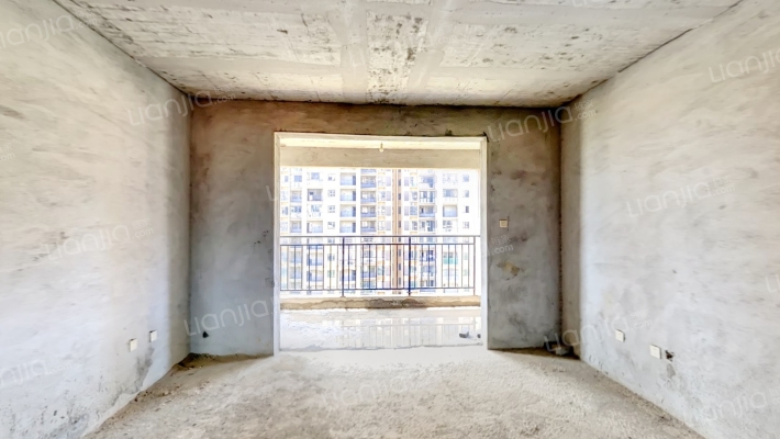 滨水翡丽城一期二手房实景图