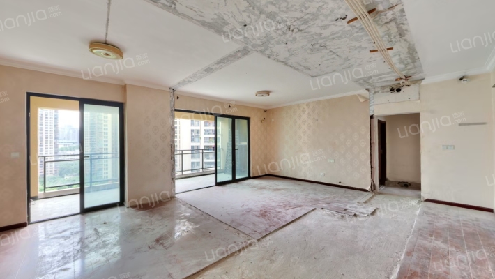 招商江湾城二手房实景图