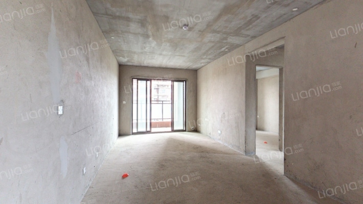 威宁首府德逸园二手房实景图