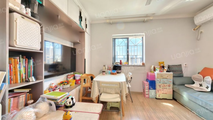 新阁小区二手房实景图