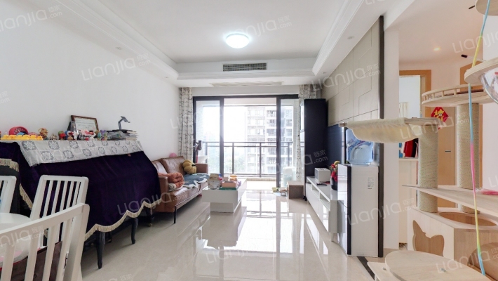 伟腾云星二手房实景图