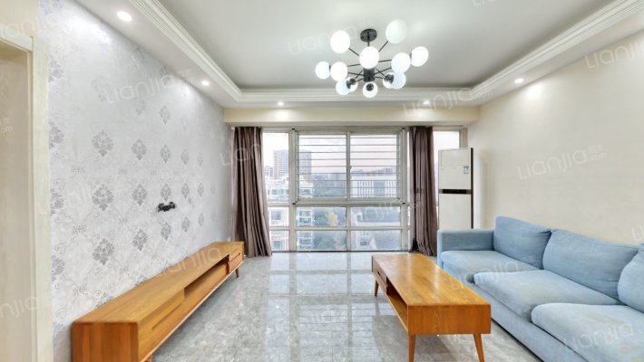 嘉绿青苑二手房实景图