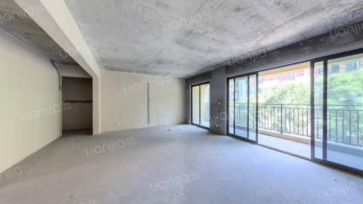 世茂璀璨天城二手房实景图