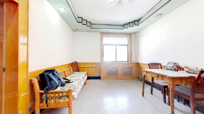 八菱小区二手房实景图