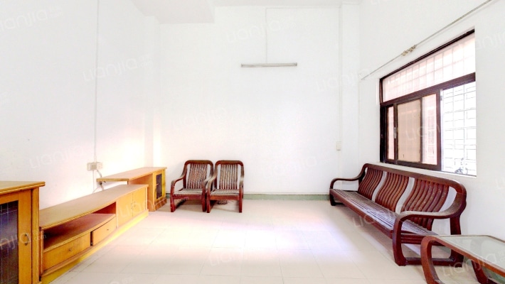 雁塔小区二手房实景图