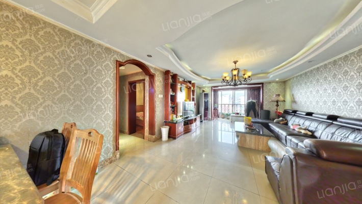 中鹏花园C区二手房实景图