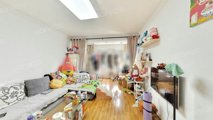佳宝路5号二手房实景图