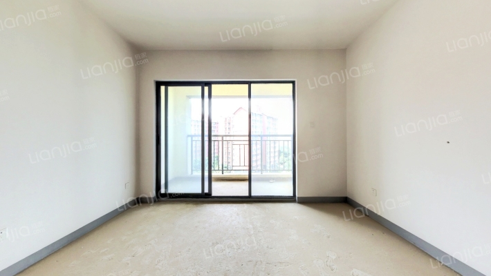 万科银海泊岸澜庭二手房实景图