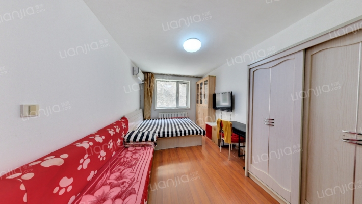 新兴小区二手房实景图