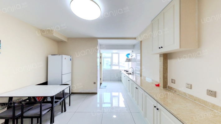 老三栋小区二手房实景图