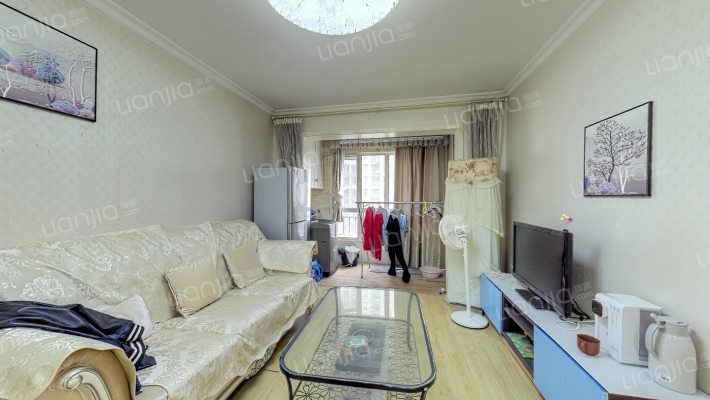 绿地中央广场B区二手房实景图