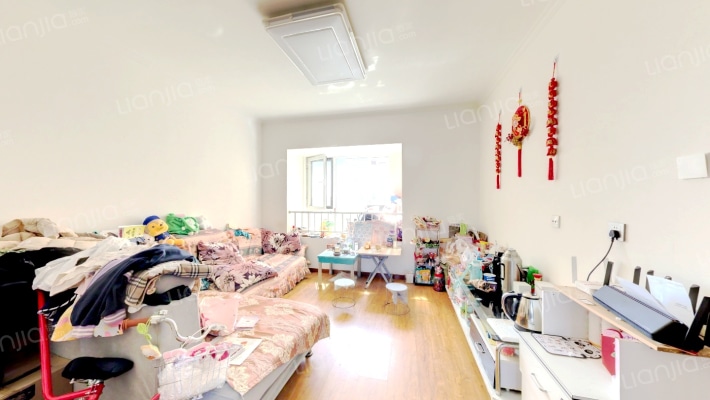 四季花语四期二手房实景图