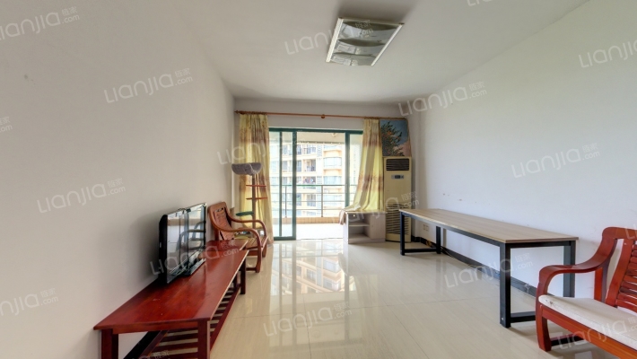 南灣·豪庭二手房实景图