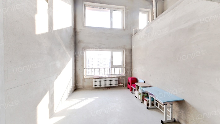 顺迈欣郡二期二手房实景图