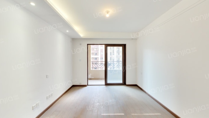 保利天悦二期二手房实景图