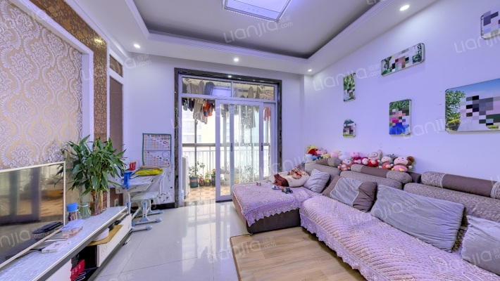 天润未来城南区二手房实景图