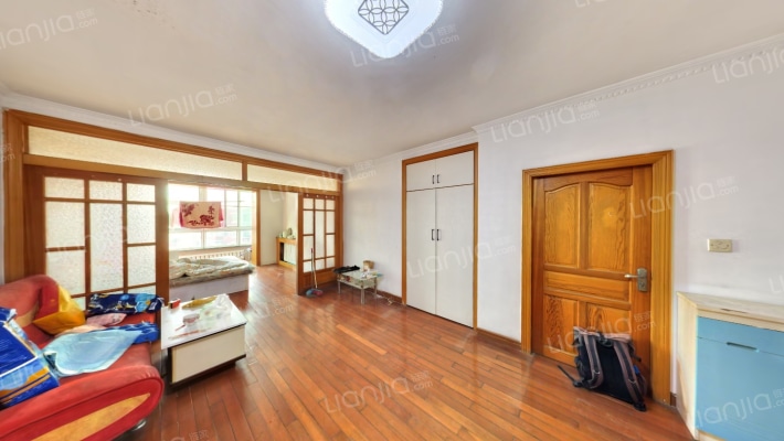 于洪区教师公寓二手房实景图