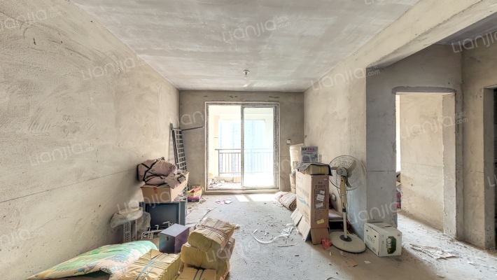 颍新安置区东区二手房实景图