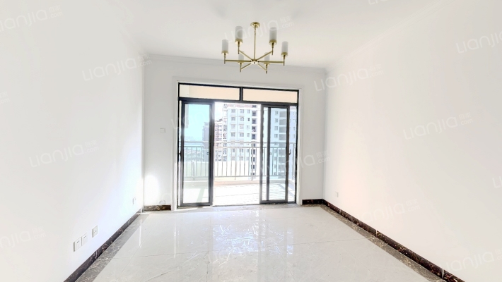 新慧御湖城二手房实景图