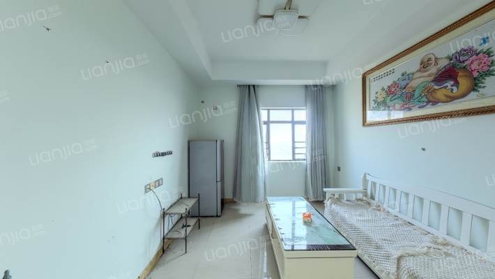 蓝湾财富二手房实景图