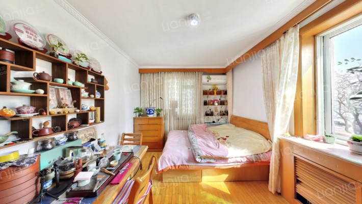 八十中东纬路二手房实景图