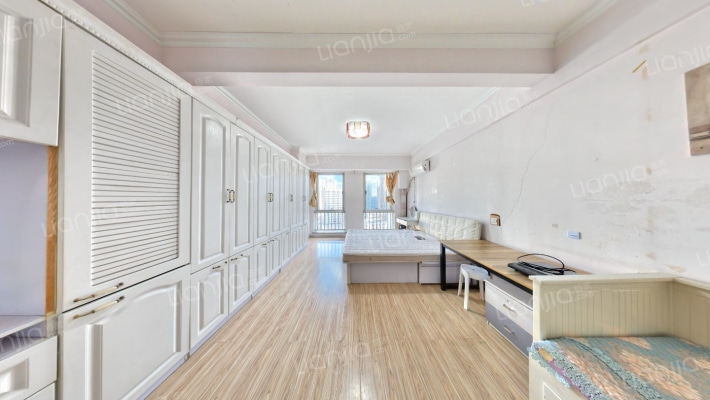 芝麻街二手房实景图