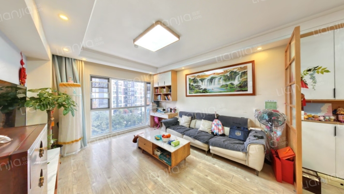 tt尚品二手房实景图